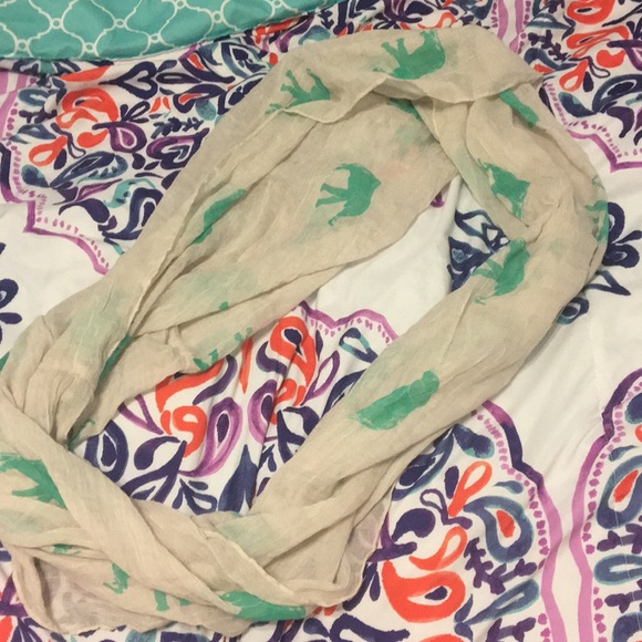 infinity scarf - Picture 2 of 2